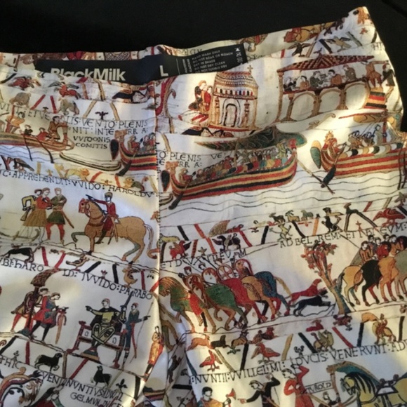 BlackMilk Bayeux Tapestry leggings - Picture 9 of 9